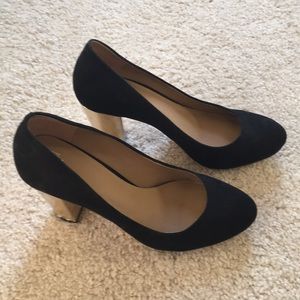 Black Ann Taylor heels